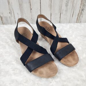 Life Stride Mexico Black Wedge Sandals Size 8